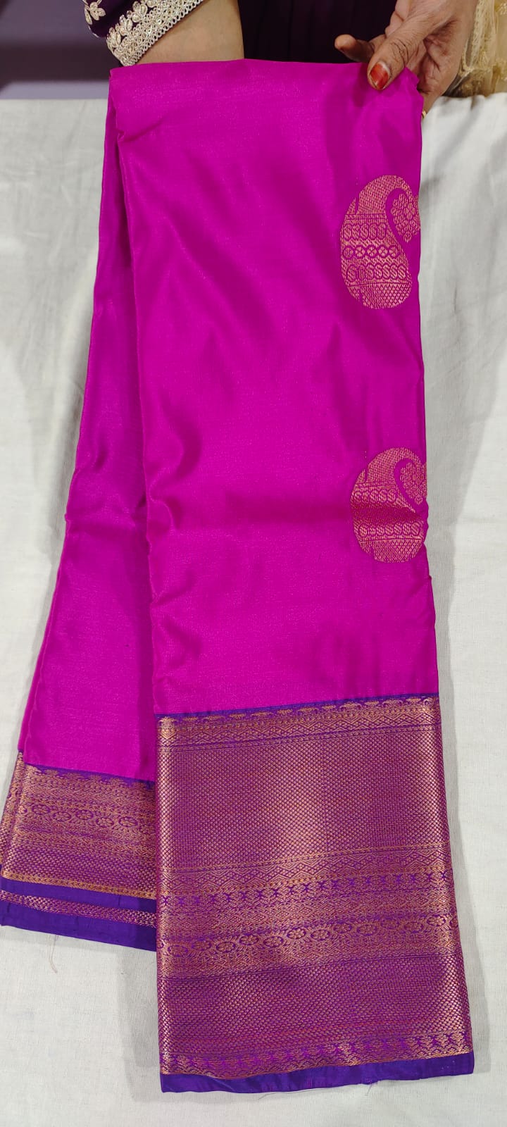 A0A1008 pattu saree online in contrast purple border
