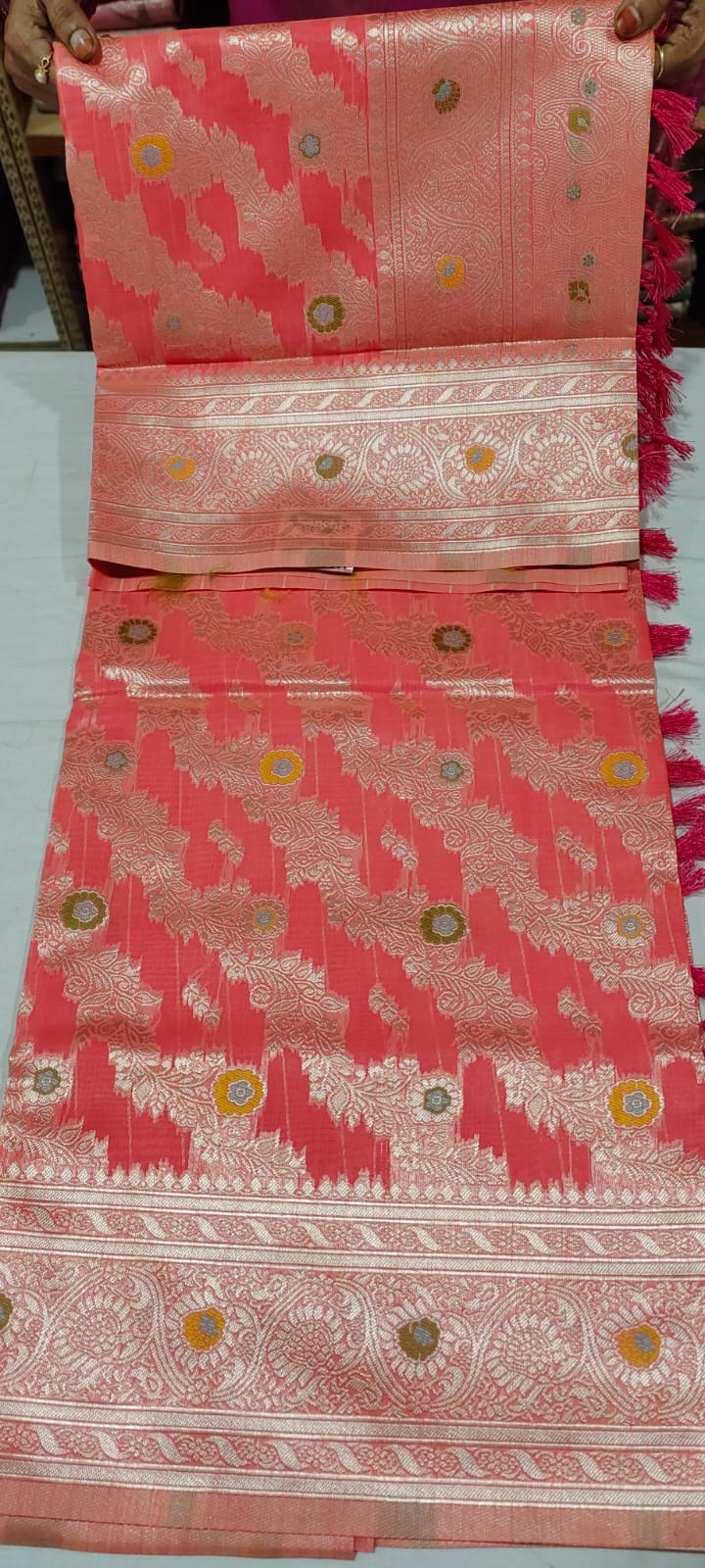 P0P2006 Banarasi silk saree online