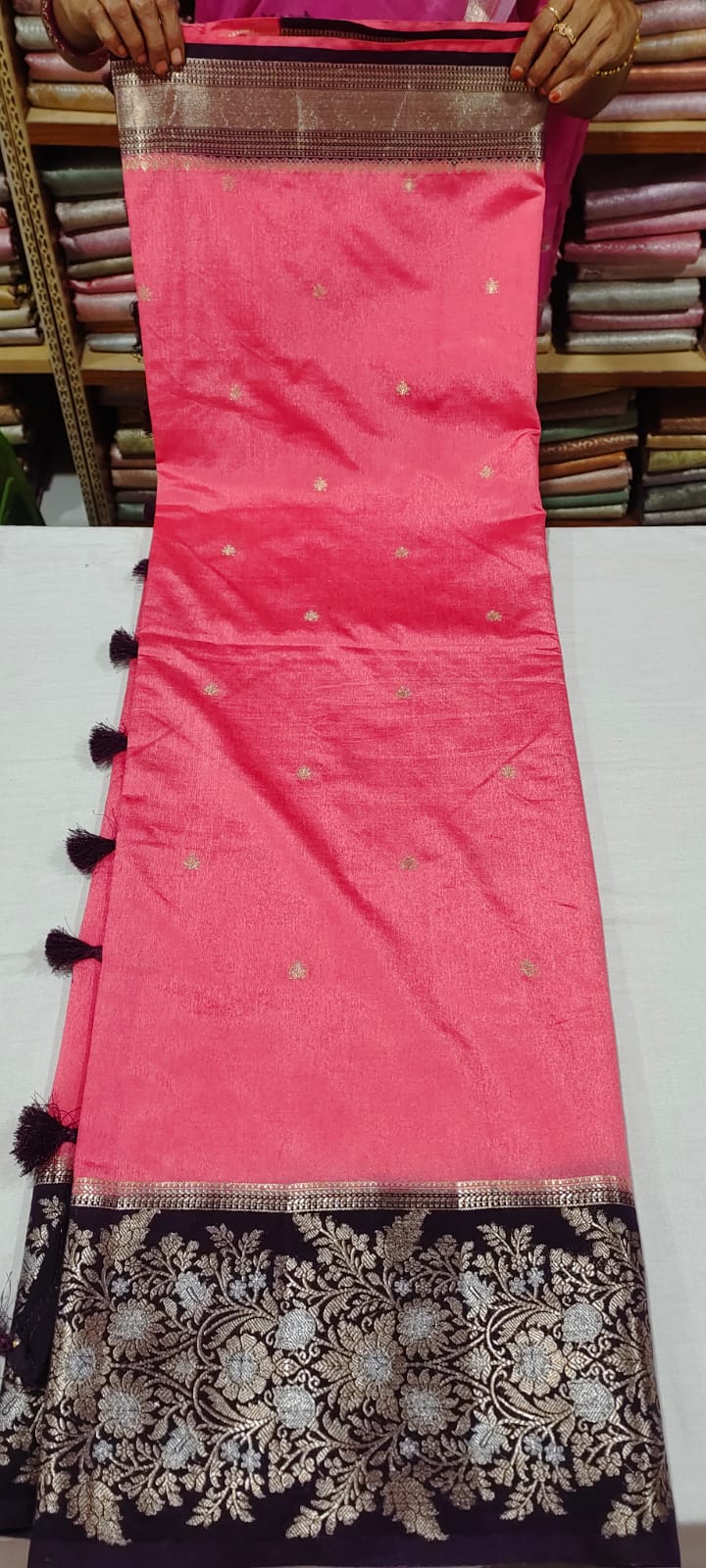 POP1035 Peach Banarasi silk saree online in contrast grape wine border