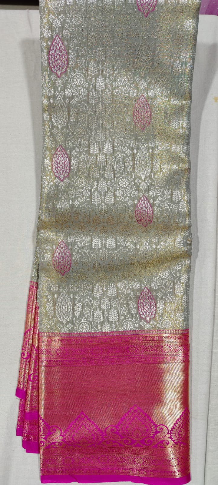 EE2003 Pastel kanchi pattu sarees online at Hyderabad Bangalore in contrast pink border