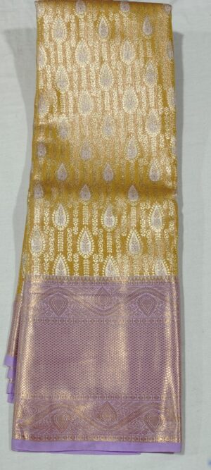 DD2005 Gold kanchi pattu saree online at Hyderabad Bangalore contrast Lavender  border