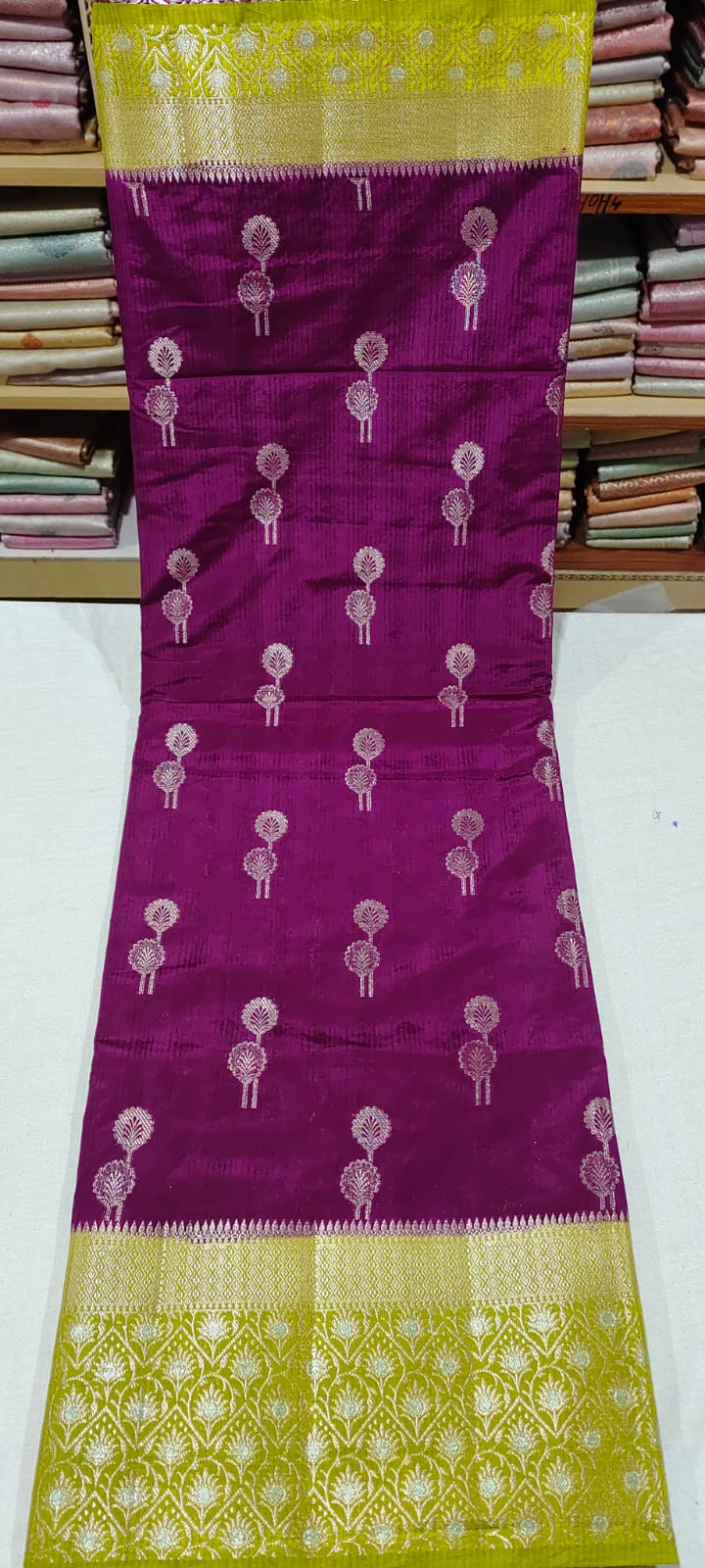 PP3004 purple silk saree online at Hyderabad Bangalore contrast parrot green border